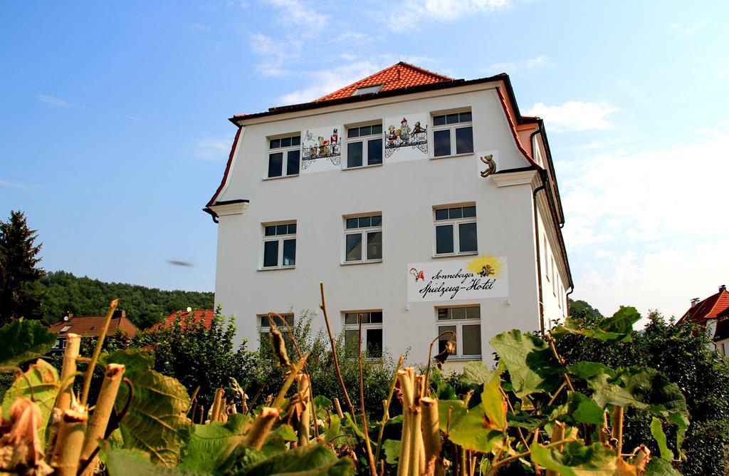 Spielzeughotel ซอนเนอแบร์ก ภายนอก รูปภาพ